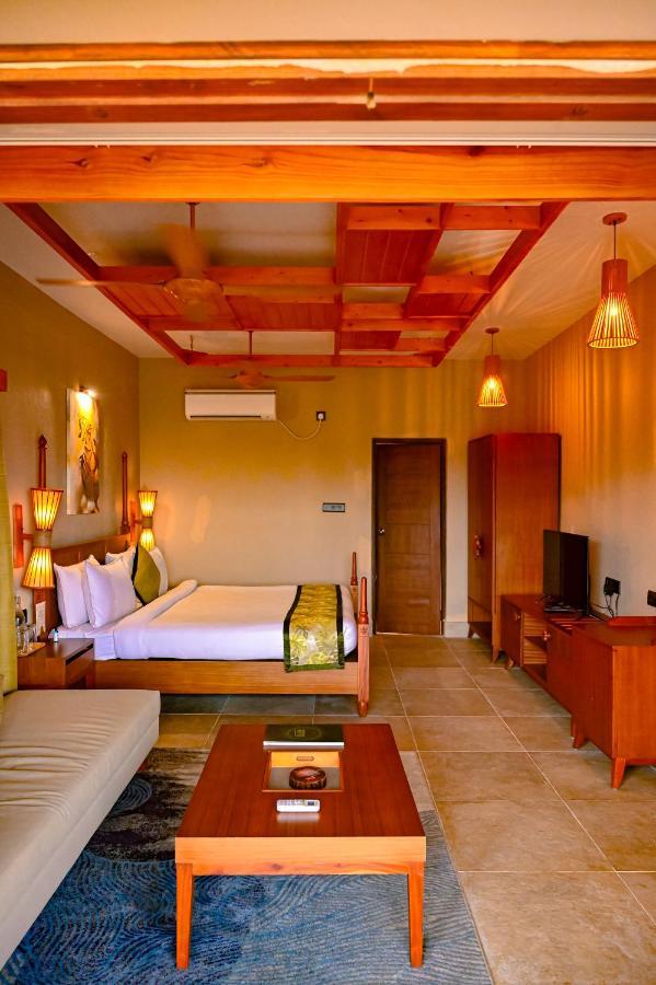 Hotel Sonar Bangla Sundarban Gosaba ภายนอก รูปภาพ